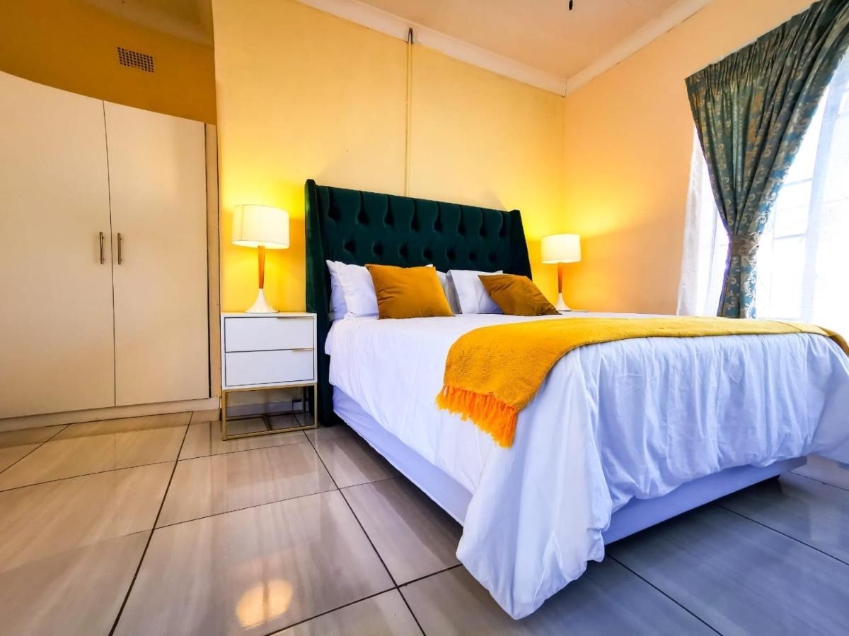 Genesis Guesthouze Hotel Bela-Bela Kültér fotó